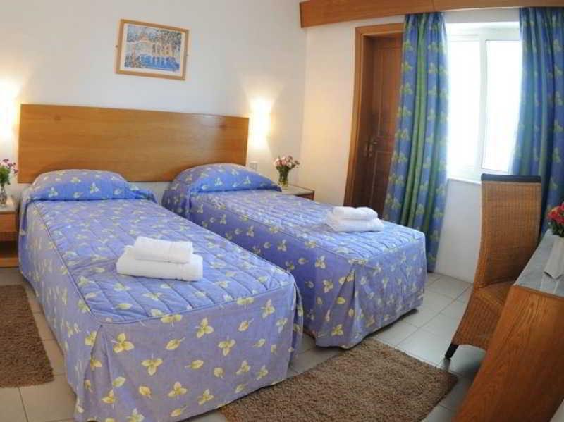 Club Salina Wharf Aparthotel Qawra Eksteriør bilde