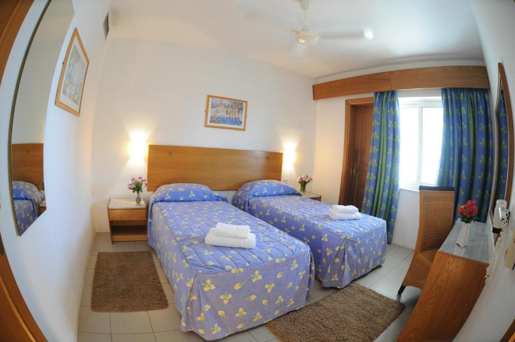 Club Salina Wharf Aparthotel Qawra Eksteriør bilde