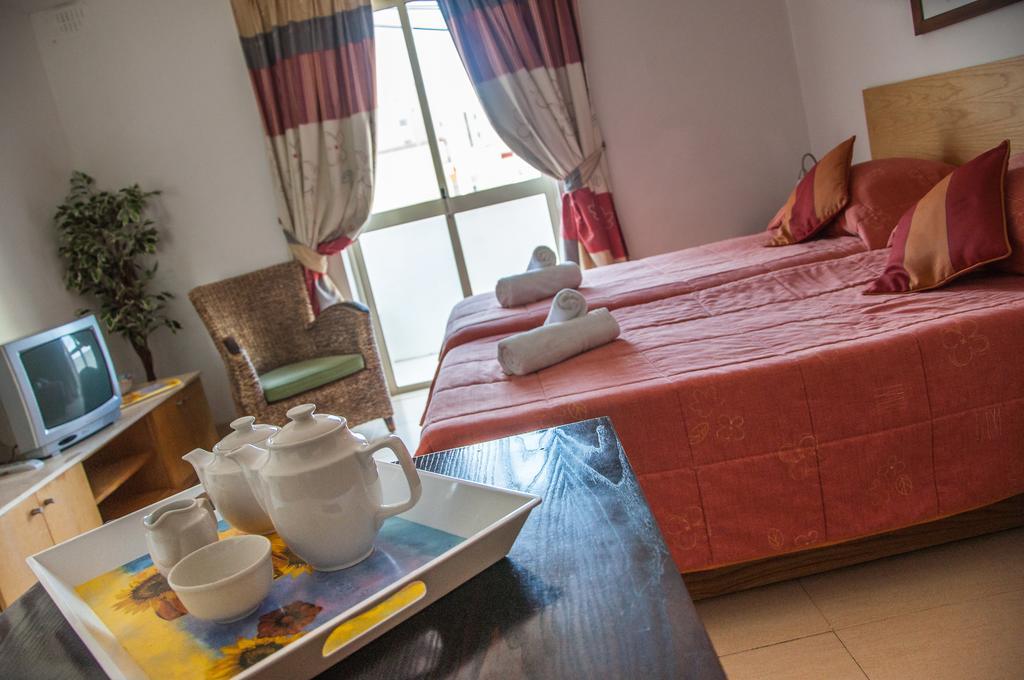 Club Salina Wharf Aparthotel Qawra Rom bilde